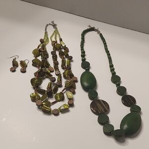 Lot of Mixed Medium Necklace And Earrings
